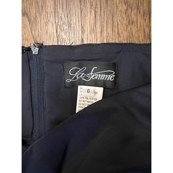 La Femme Off the Shoulder Beaded Satin Trumpet Gown in Color Navy in Size 6 NWOT - Picture 9 of 10